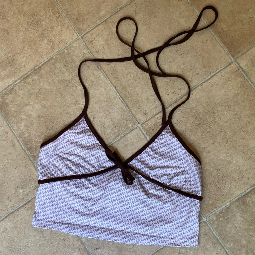 Halter top - Picture 3 of 4